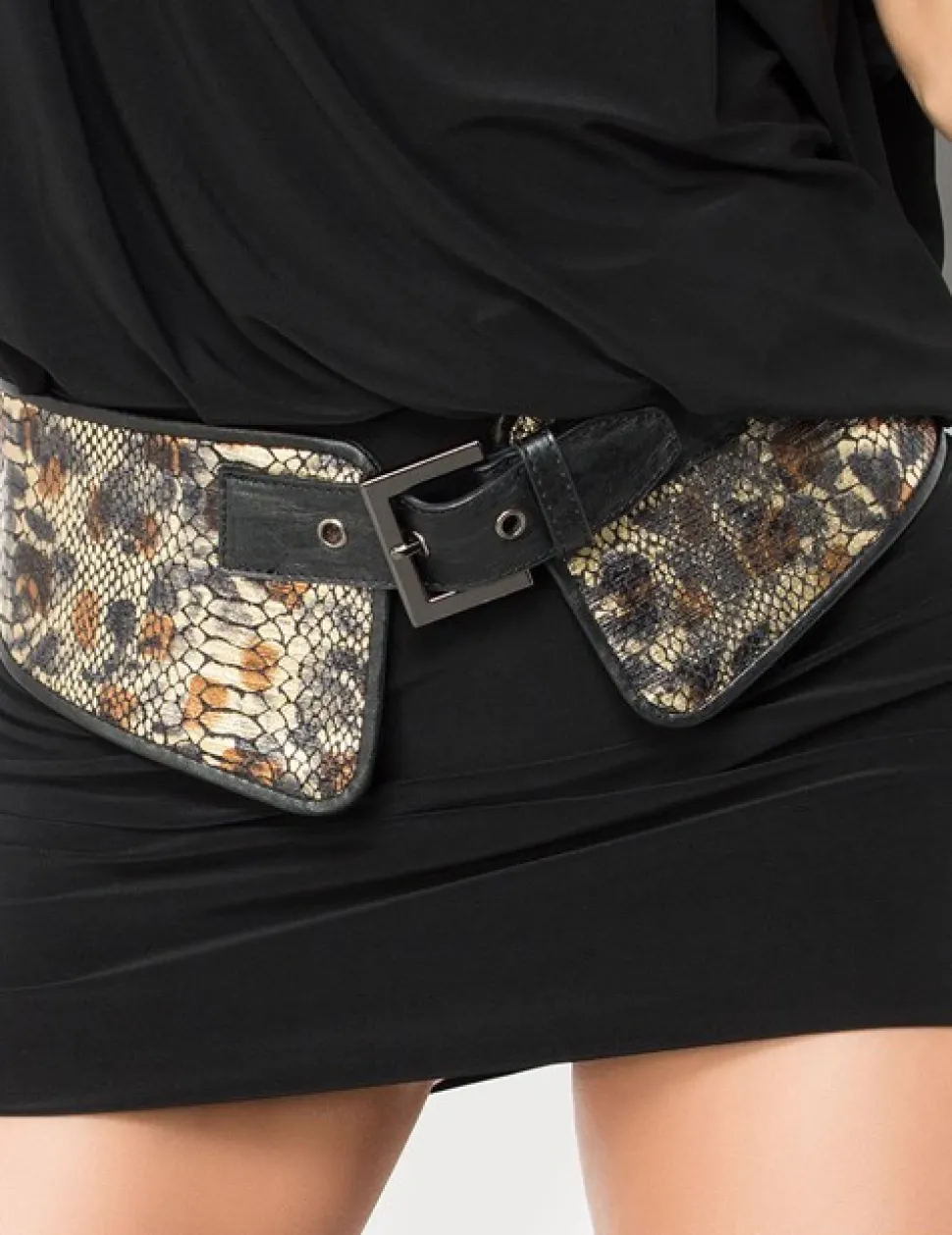 Breiter Gürtel mit Schlangenmuster