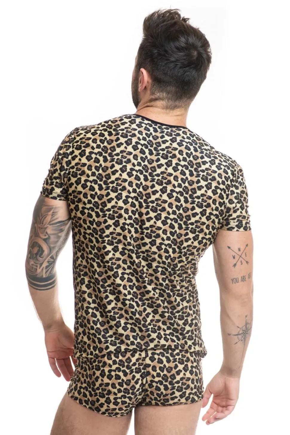 elegantes Herren T-Shirt im Leoparden-Look aus weichem, dehnbarem, blickdichtem Material