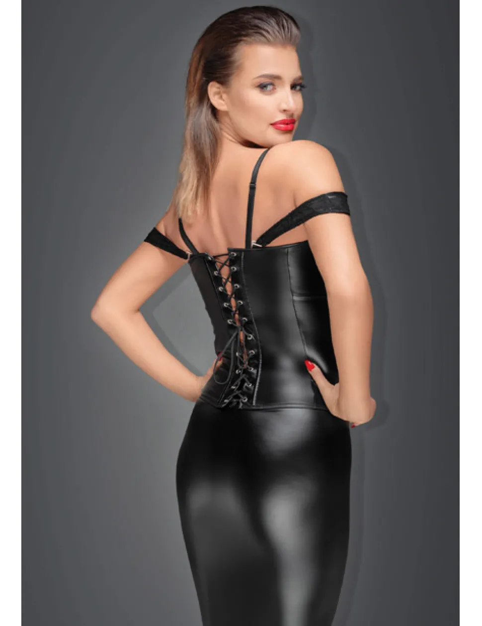 F159 Corsage mit weicher Spitze