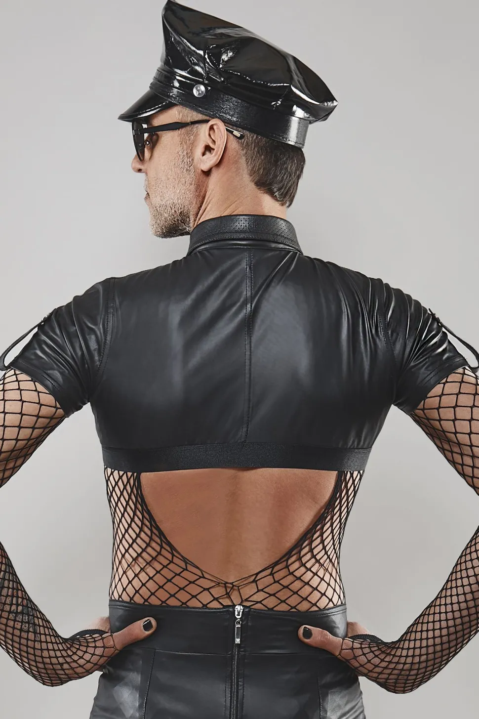 Herren Shirt im Militärstil