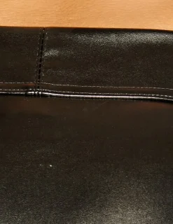 Minirock aus EcoLeather mit 2-Wege-Zipper