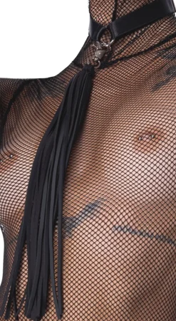 Netzhemd mit Halsband und Flogger