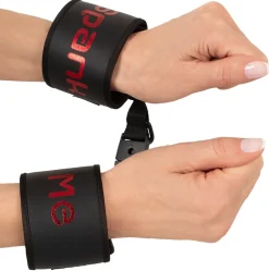 Spank me Cuffs schwarz/rot