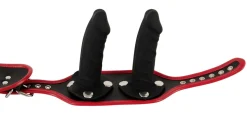 Strap-on-String mit 3 Dildos